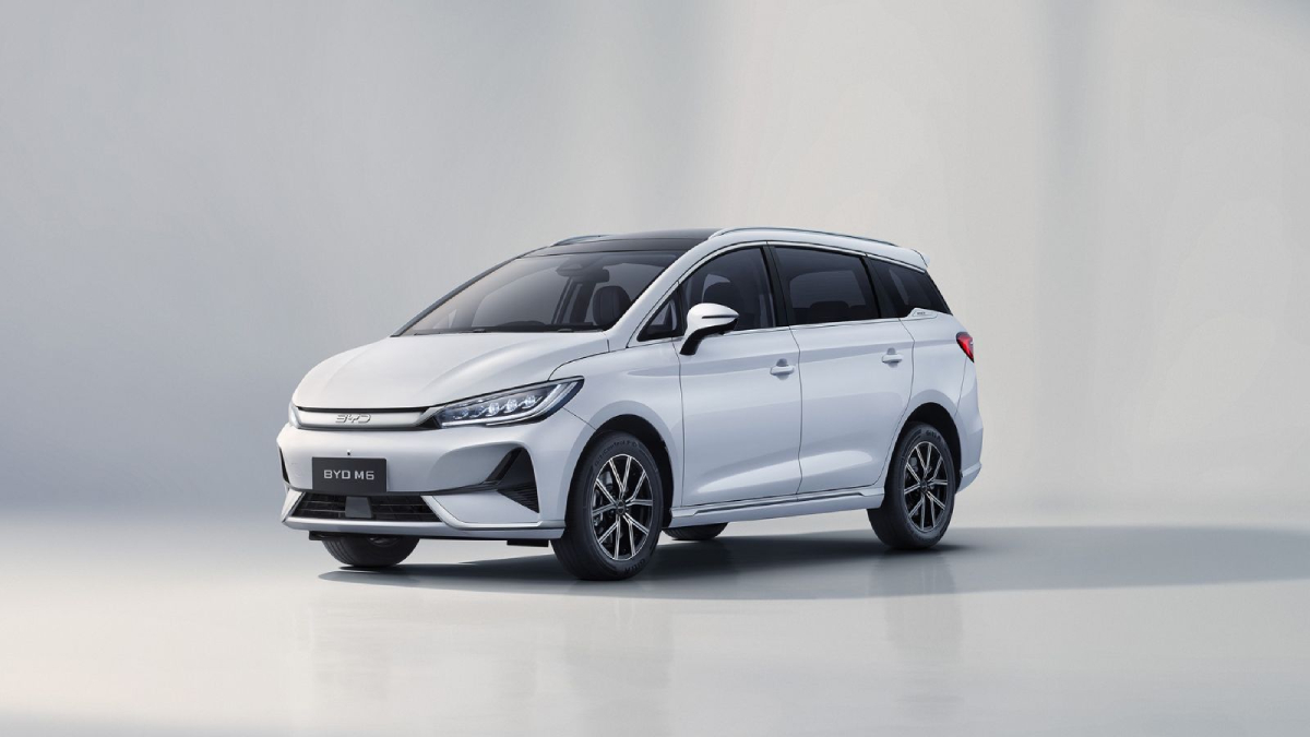 BYD eMAX 7