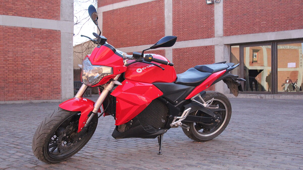 Evoke Urban S