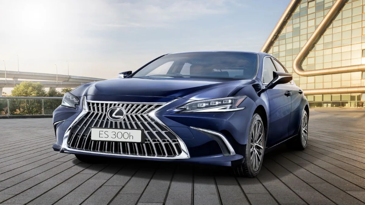 Lexus ES